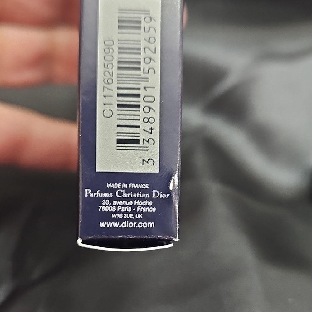 New In Box Dior 24 Hour Diorshow Volume Mascara in Deep Black - Picture 3 of 6